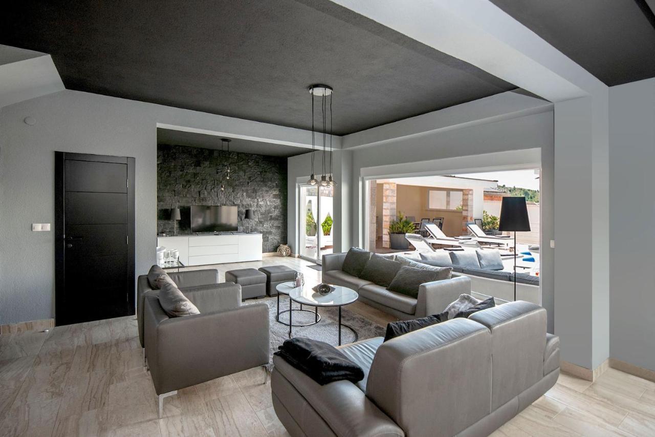 Luxury Villa Miriam With Private Pool And Jet Pool Near Dubrovnik Ivanica Ngoại thất bức ảnh